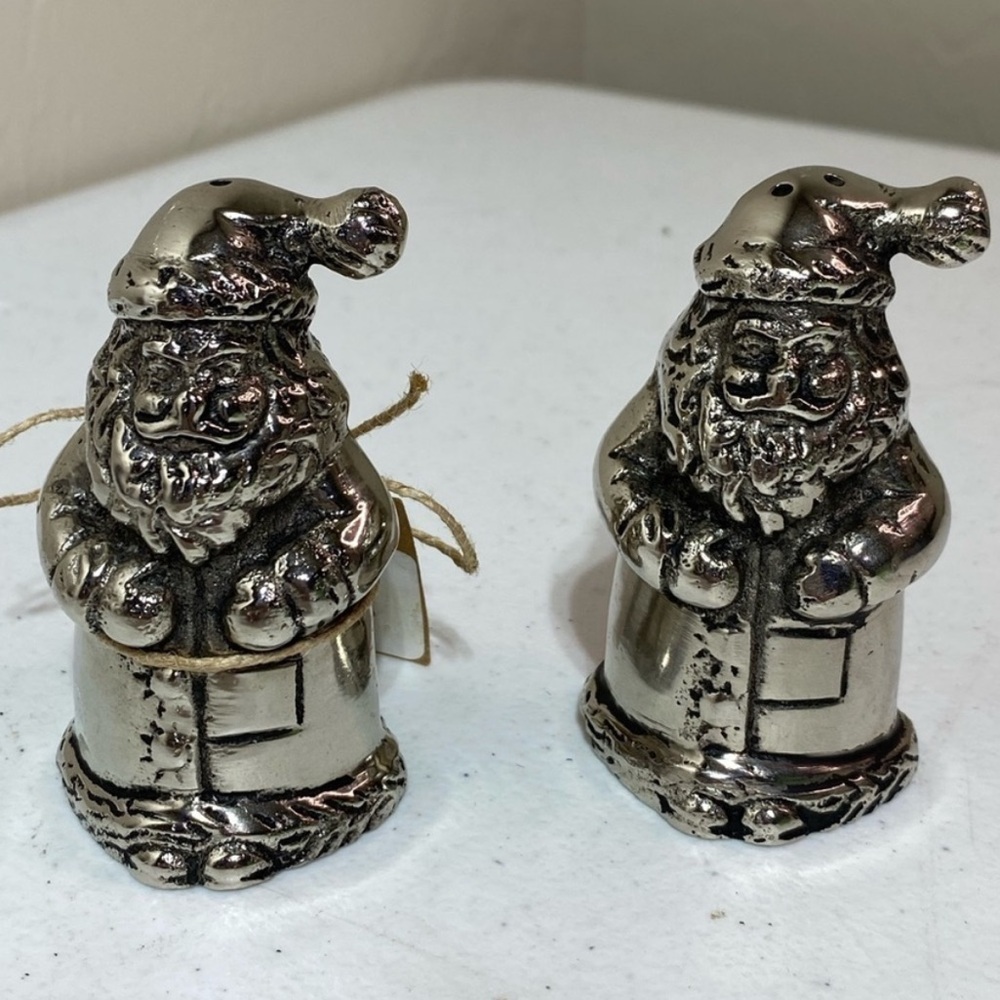 Christmas Santa Salt & Pepper Shaker Set 3.5”